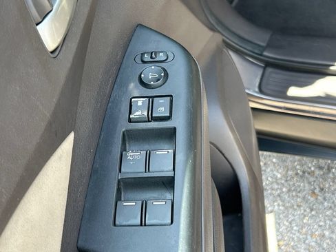 Used 2014 Honda CR-V EX image 16