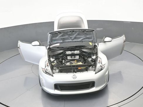 Used 2020 Nissan 370Z w/ Sport Package image 66