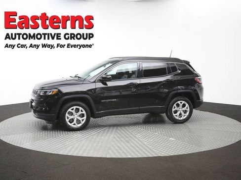 Used 2024 Jeep Compass Latitude AWD/4WD image 57