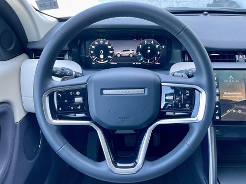 Used 2025 Land Rover Discovery Sport S AWD/4WD image 21