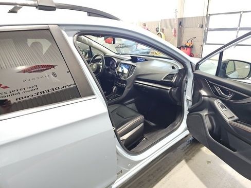 Used 2020 Subaru Crosstrek 2.0i Limited w/ Moonroof Package image 25