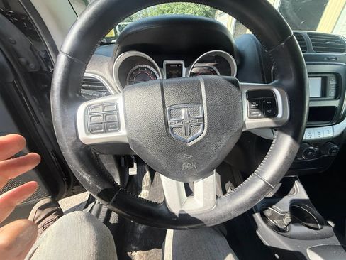 Used 2012 Dodge Journey SXT w/ Comfort/Convenience Group AWD/4WD image 17