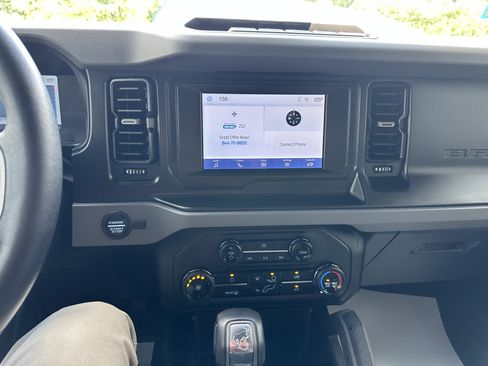 Used 2022 Ford Bronco Big Bend w/ Sasquatch Package AWD/4WD image 13