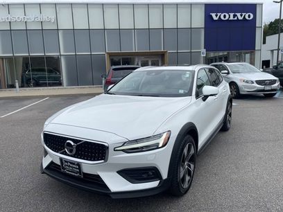Certified 2022 Volvo V60 T5 Cross Country