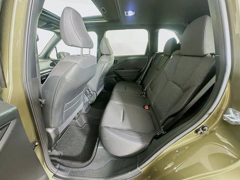 Used 2025 Subaru Forester Premium AWD/4WD image 27