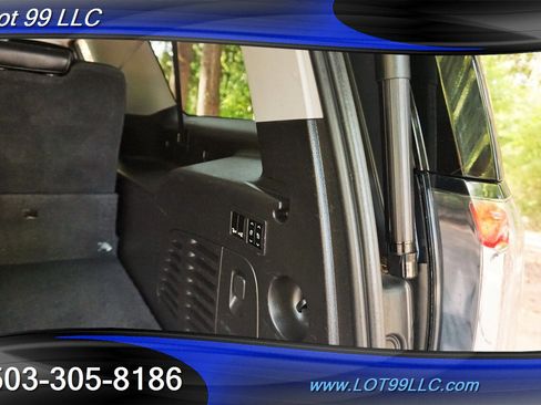 Used 2018 GMC Yukon XL SLT w/ Open Road Package image 18