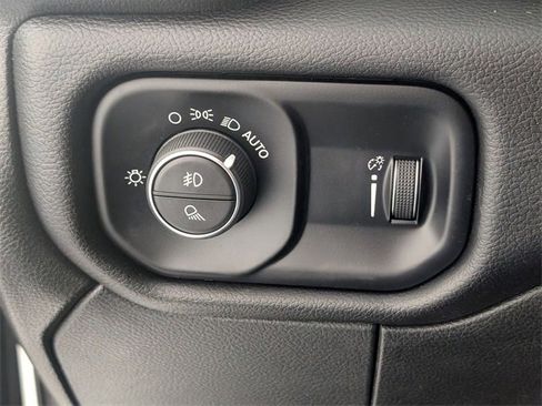 Used 2024 RAM 2500 Big Horn image 14