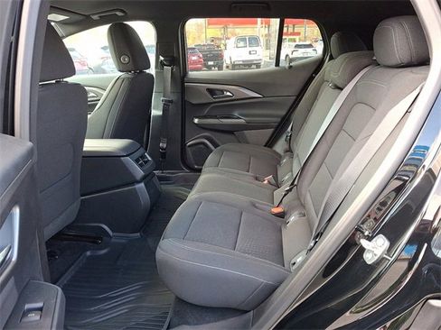 Used 2025 Chevrolet Equinox EV LT image 10