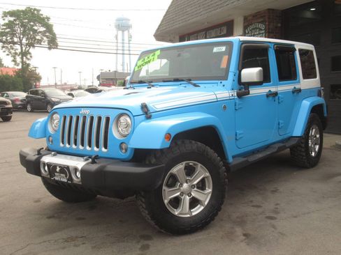 Used 2017 Jeep Wrangler Unlimited Sahara w/ Quick Order Package 24E Chief AWD/4WD image 35