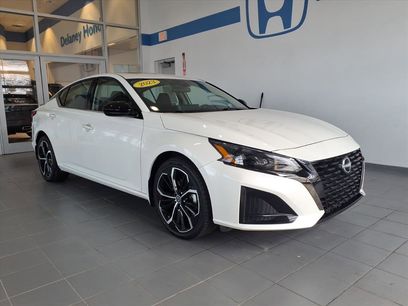 Used 2023 Nissan Altima 2.5 SR w/ SR Premium Package