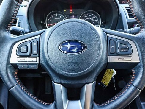 Used 2016 Subaru Crosstrek 2.0i Premium w/ Moonroof Package image 25