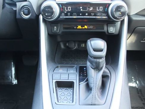 Certified 2025 Toyota RAV4 XLE FWD image 36
