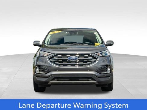 Used 2024 Ford Edge Titanium image 2
