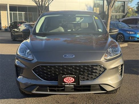 Used 2022 Ford Escape SE w/ Convenience Package image 3