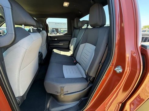 Used 2025 Toyota Tacoma TRD Off-Road AWD/4WD image 10