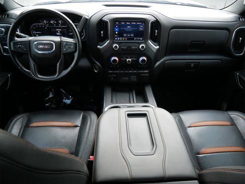 Used 2022 GMC Sierra 1500 AT4 w/ AT4 Preferred Package image 11