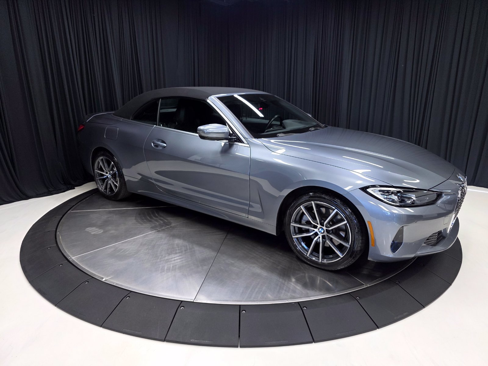 Used 2022 BMW 430i xDrive Convertible w/ Premium Package AWD/4WD image 14