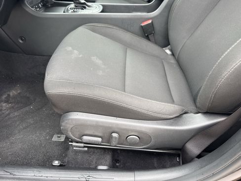 Used 2025 Hyundai Kona SEL AWD/4WD image 29