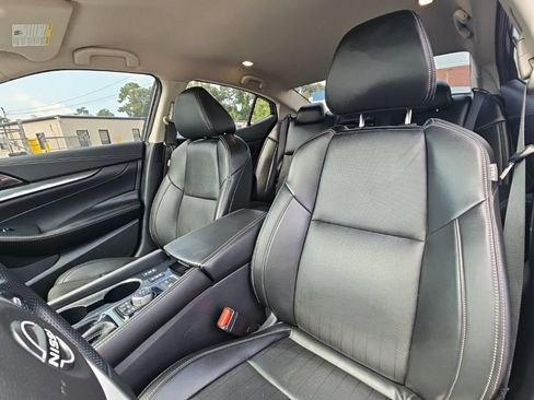 Used 2023 Nissan Maxima SV w/ Floor Mat Group FWD image 20