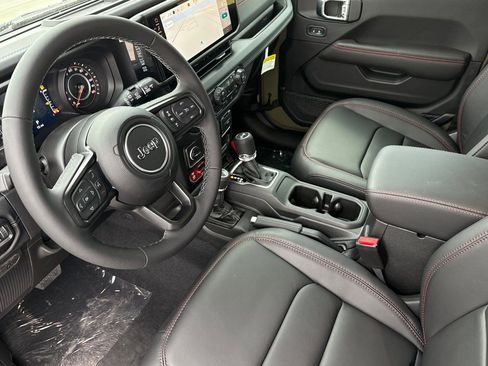 New 2026 Jeep Wrangler Unlimited Rubicon AWD/4WD image 9