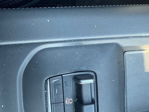 Used 2024 GMC Sierra 2500 Denali w/ Technology Package image 39