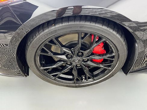 Used 2023 Chevrolet Corvette Stingray w/ Z51 Performance Package image 14