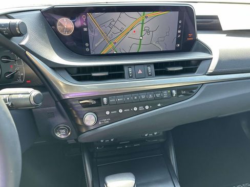 Used 2021 Lexus ES 350 w/ Premium Package image 16