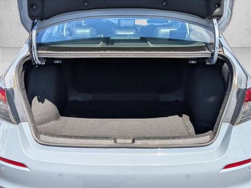 Used 2023 Honda Civic Touring image 6