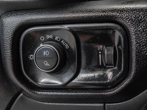 Used 2023 RAM 2500 Big Horn w/ Level 1 Equipment Group AWD/4WD image 28
