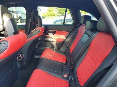 Used 2024 Mercedes-Benz GLC 43 AMG 4MATIC image 10