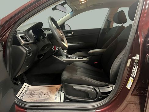 Used 2020 Kia Optima LX image 19