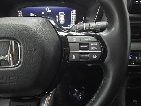 Used 2023 Honda Pilot Elite image 21