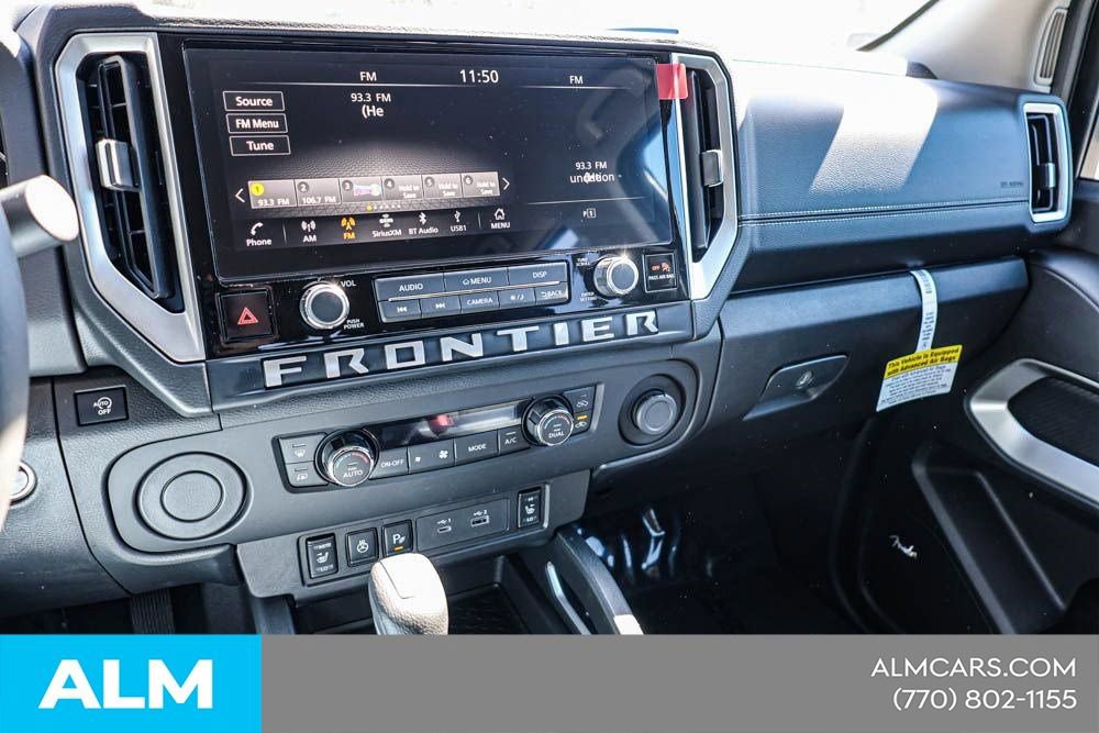 Certified 2025 Nissan Frontier SV w/ SV Convenience Package RWD image 38