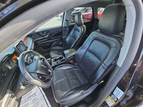 Used 2021 Lincoln Corsair Reserve w/ Equipment Group 201A image 11