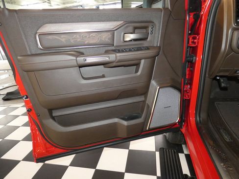 New 2026 RAM 2500 Limited AWD/4WD image 27