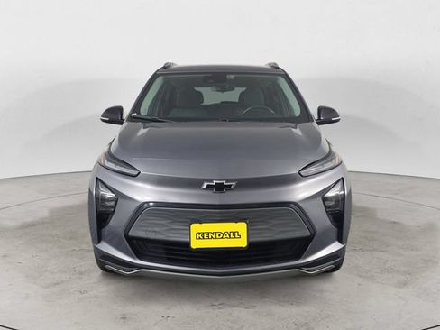 Certified 2023 Chevrolet Bolt EUV LT w/ Driver Confidence Package FWD image 2