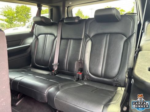 Used 2024 Jeep Wagoneer L Series II w/ Flexible Seating Group AWD/4WD image 44