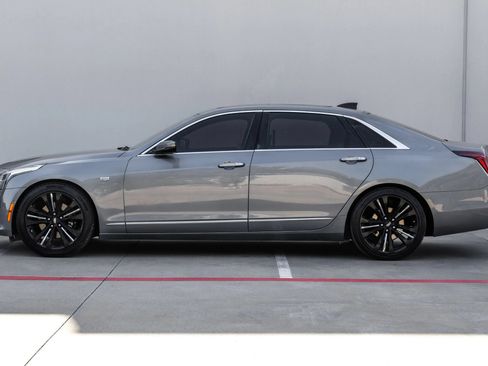 Used 2018 Cadillac CT6 Platinum AWD/4WD image 16