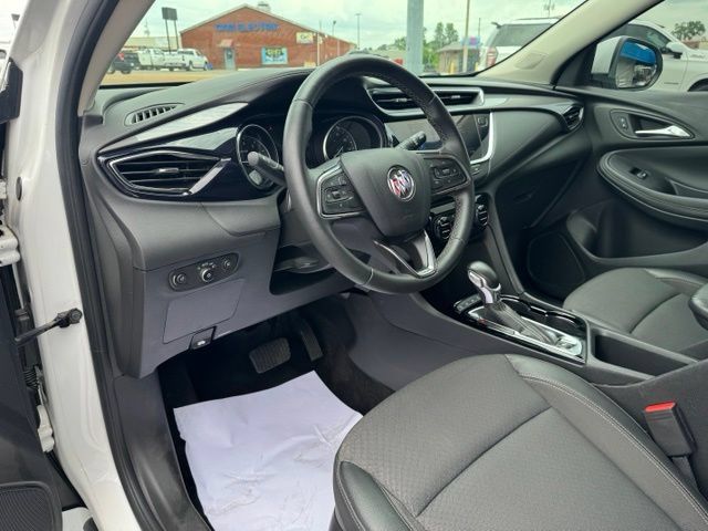Used 2022 Buick Encore GX Select w/ Sport Touring Package AWD/4WD image 19
