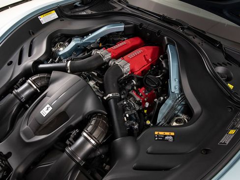 Certified 2024 Ferrari Roma Spider RWD image 34