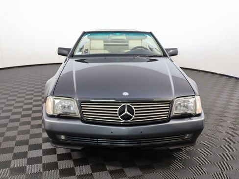 Used 1995 Mercedes-Benz SL 500 image 2