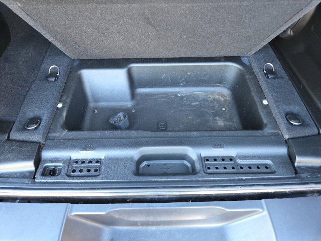Used 2022 Jeep Wrangler Unlimited Sahara AWD/4WD image 45