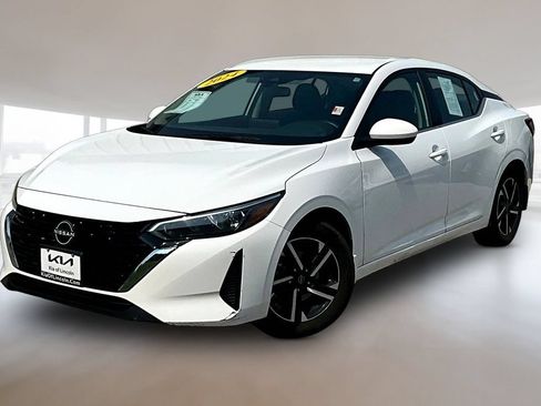 Used 2024 Nissan Sentra SV FWD image 1