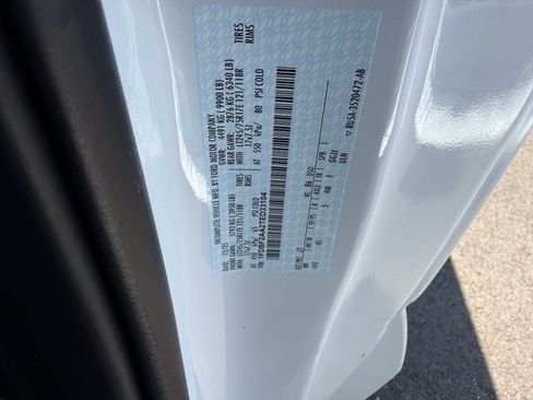 New 2026 Ford F250 XL w/ XL Chrome Package RWD image 17