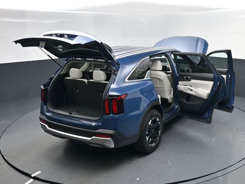 New 2026 Kia Sorento S image 17