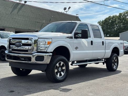 Used 2015 Ford F250 XLT AWD/4WD image 9
