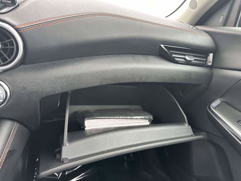 Used 2022 Nissan Sentra SR w/ Trunk Package image 29