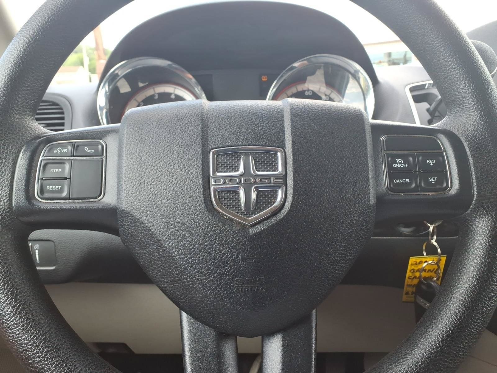 Used 2018 Dodge Grand Caravan SE w/ UConnect Hands-Free Group FWD image 13