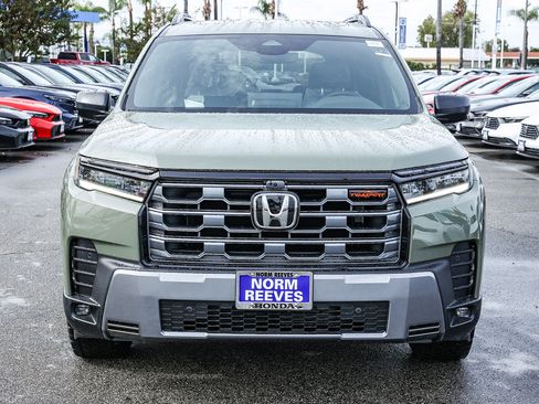New 2026 Honda Pilot TrailSport image 2