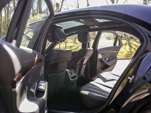 Used 2020 Mercedes-Benz S 560 4MATIC Sedan image 34